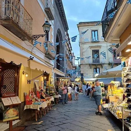 In Vacanze Napoletane *