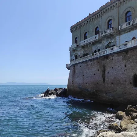 アパート In Vacanze Napoletane ナポリ